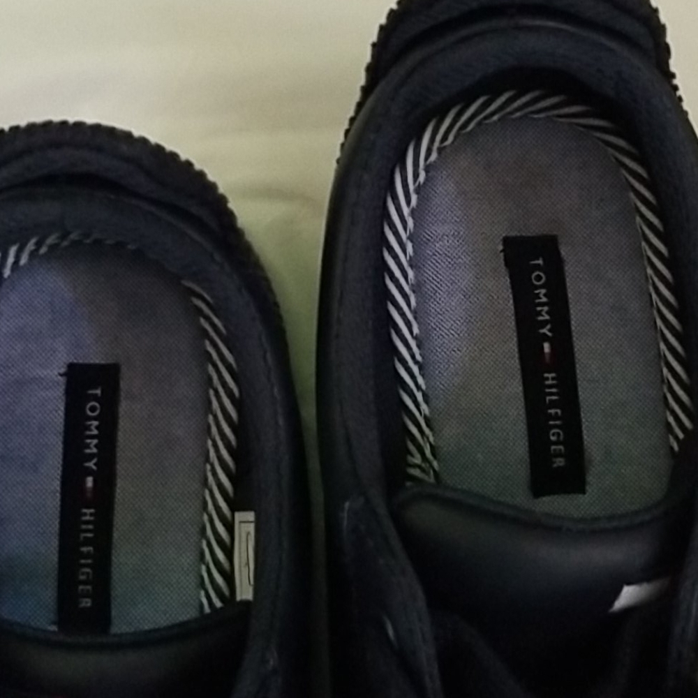 Shoes - Picture 2 of 5